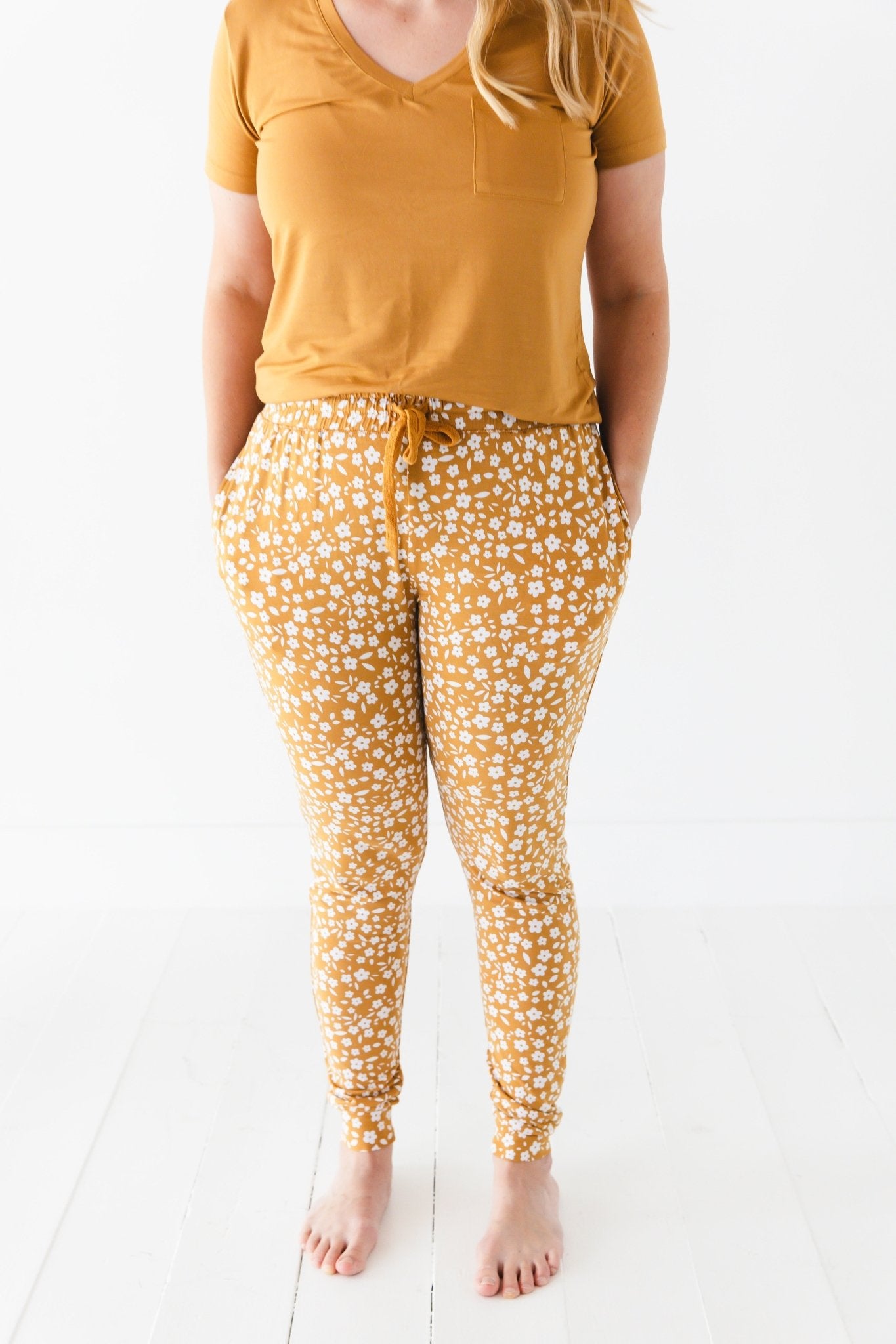 Honey Blooms Women's Jogger Pants - Jammie Session