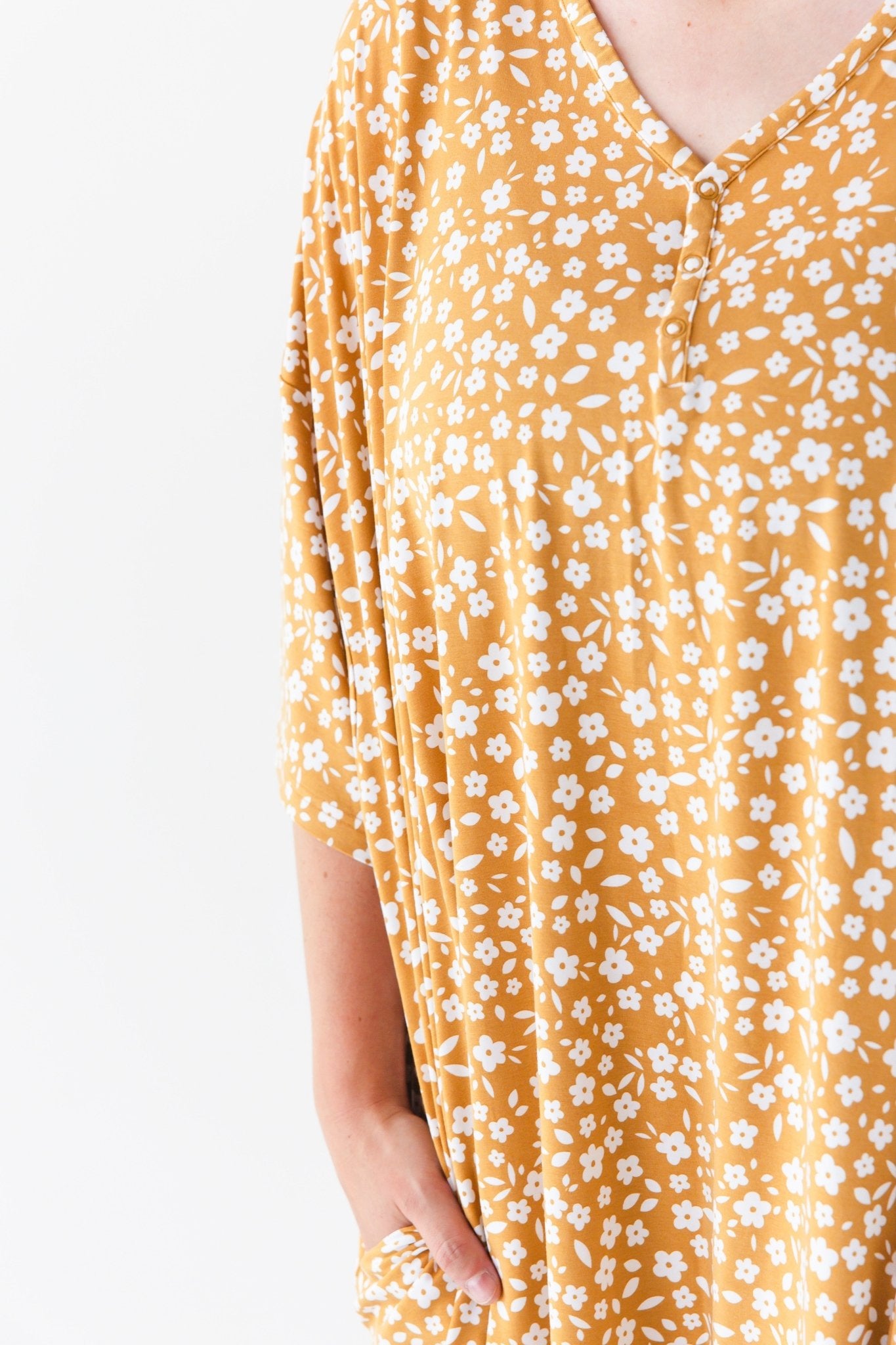 Honey Blooms Women's Muumuu Lounge Tee (ONE SIZE FITS XS - XXL) - Jammie Session