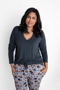 Load image into Gallery viewer, Snooze Crew Women's Long Sleeve Shirt - Jammie Session