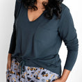 Load image into Gallery viewer, Snooze Crew Women's Long Sleeve Shirt - Jammie Session