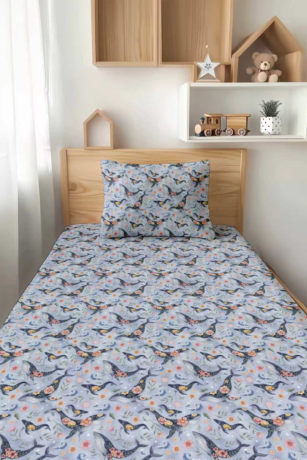 Blooming Whales Twin Fitted Sheet and Pillowcase Set