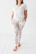 Load image into Gallery viewer, Meowster of Disguise Women's Jogger Pants
