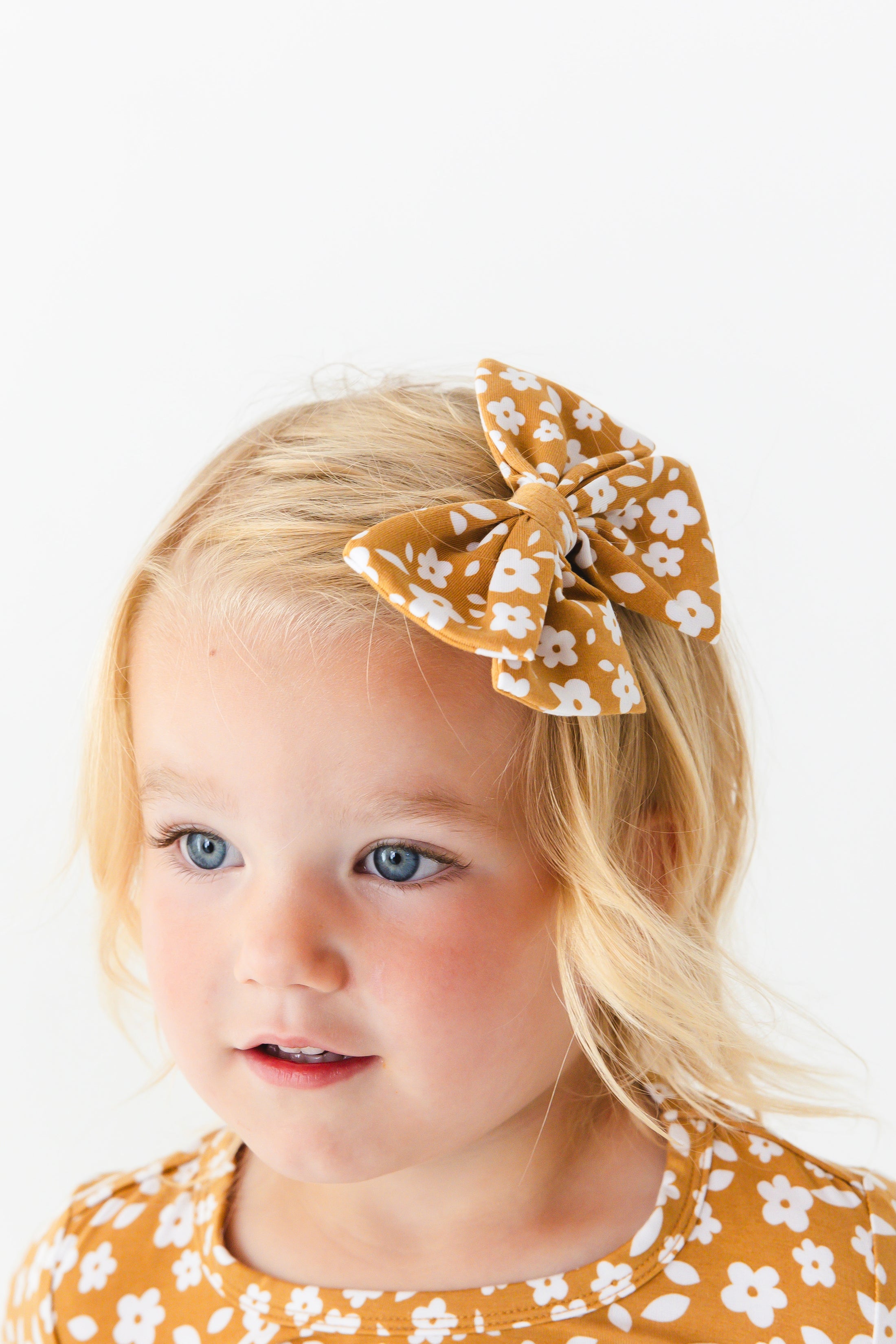 Honey Blooms Bow