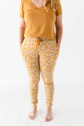 Load image into Gallery viewer, Honey Blooms Women's Jogger Pants
