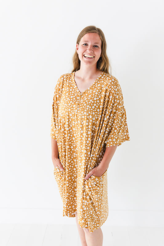 Honey Blooms Women's Muumuu Lounge Tee (ONE SIZE FITS XS - XXL)