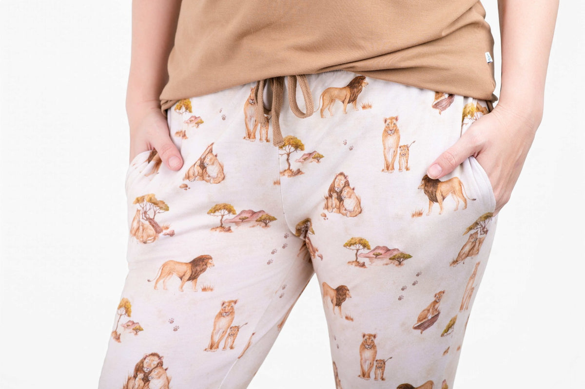 Ari (Lion) TENCEL™ Modal Women's Jogger Pants - Jammie Session