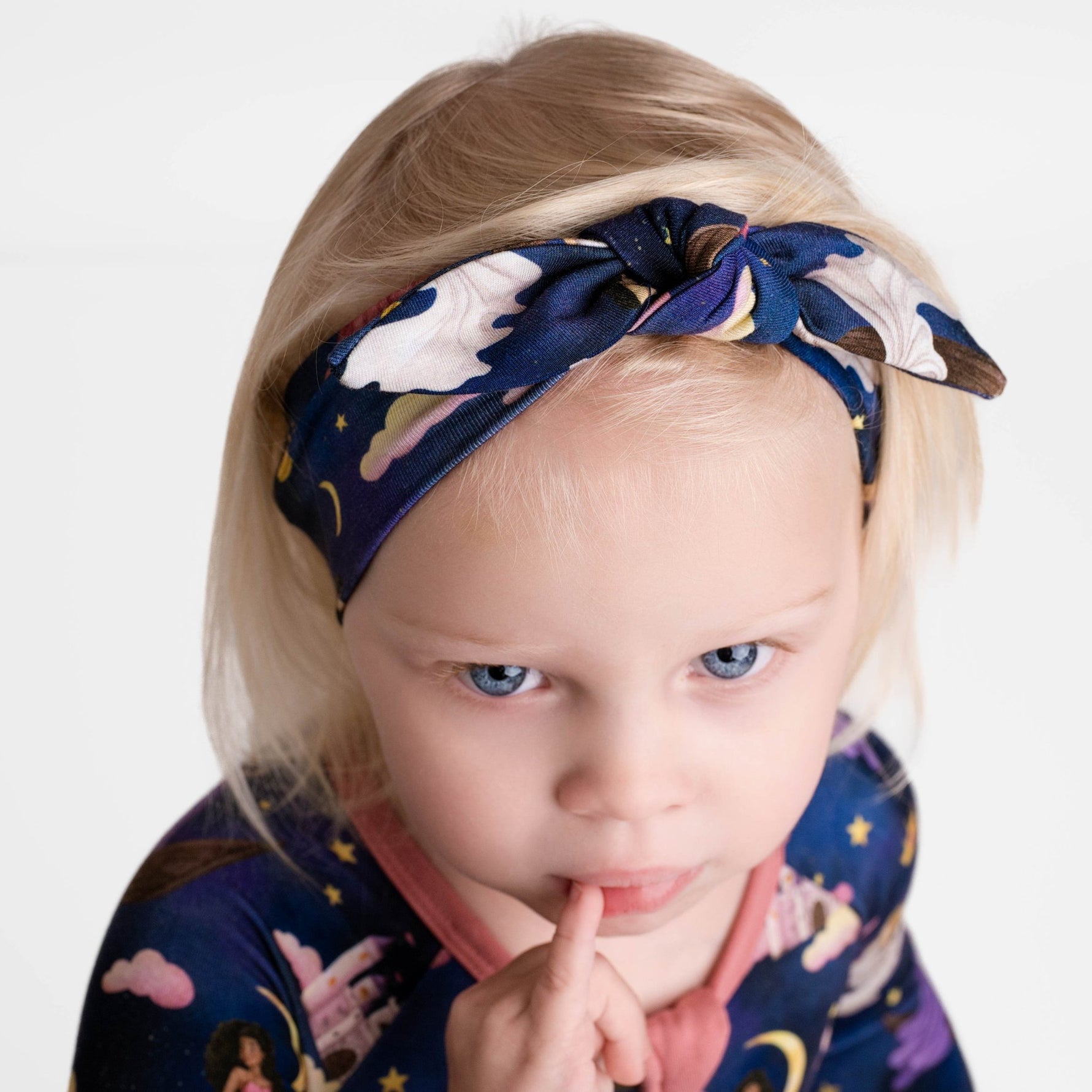 Enchanted Empire Bow - Jammie Session