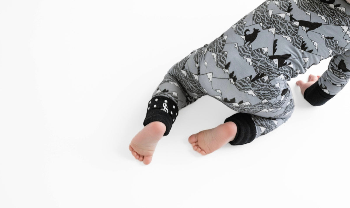 Howling Hills (Mountain) Romper - Jammie Session