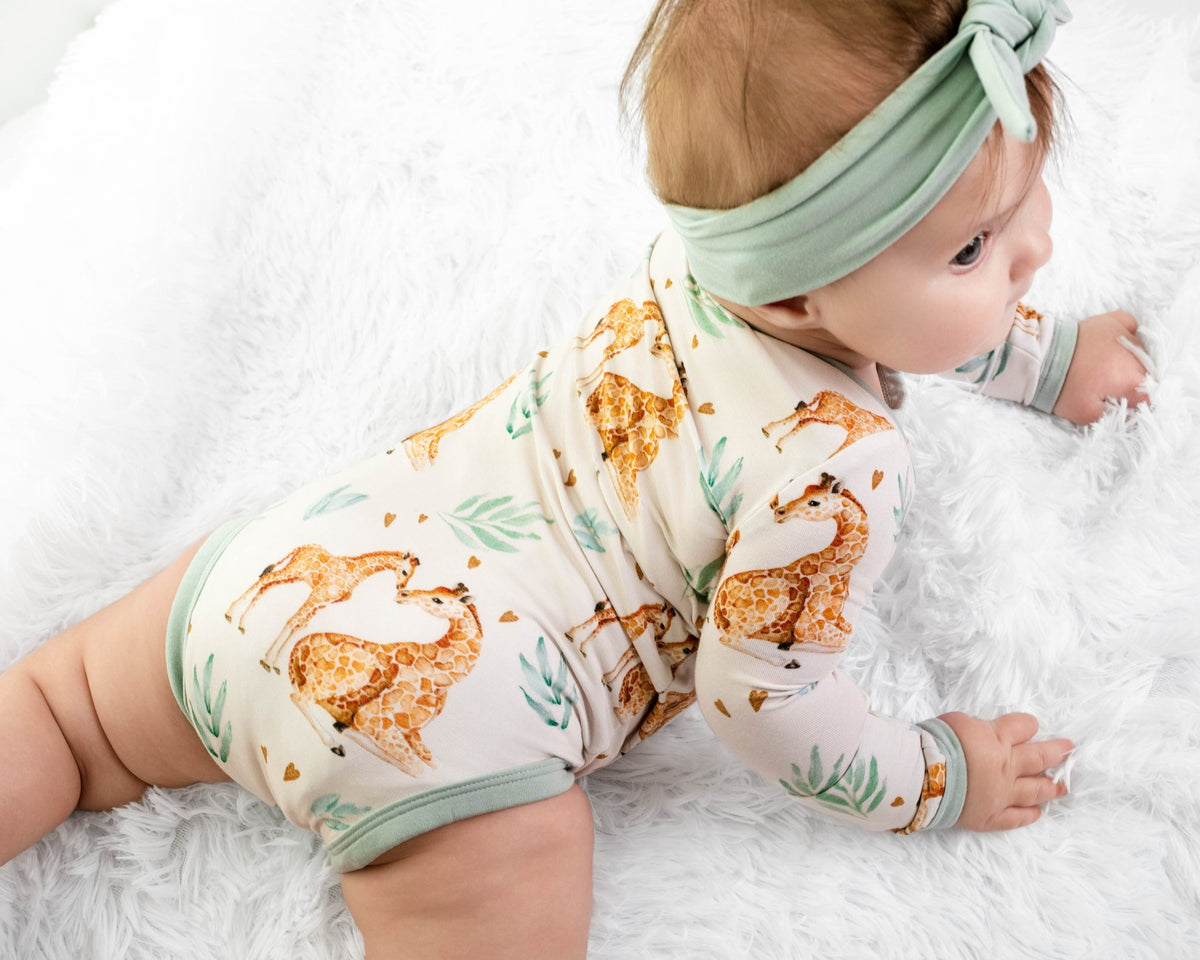 Mother's Love (Giraffe) Bodysuit - Jammie Session