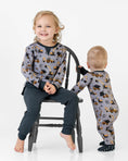 Load image into Gallery viewer, Snooze Crew Kids Jogger Set - Jammie Session
