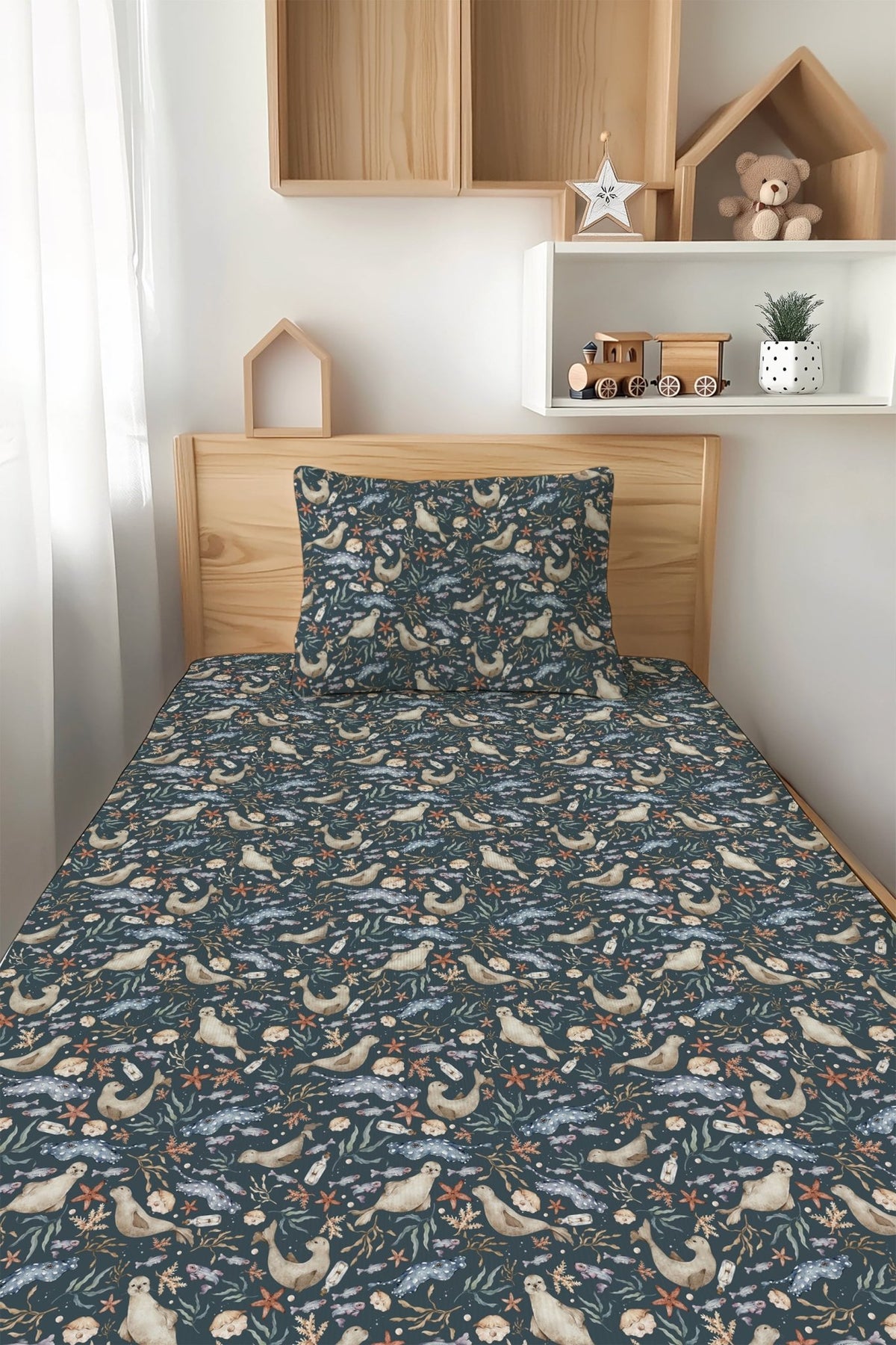 Waves & Whiskers Twin Fitted Sheet and Pillowcase Set - Jammie Session